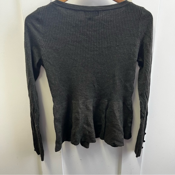 ⬇️$45 Adrienne Vittadini green 100% extra fine merino wool  sweater size M - Picture 2 of 5